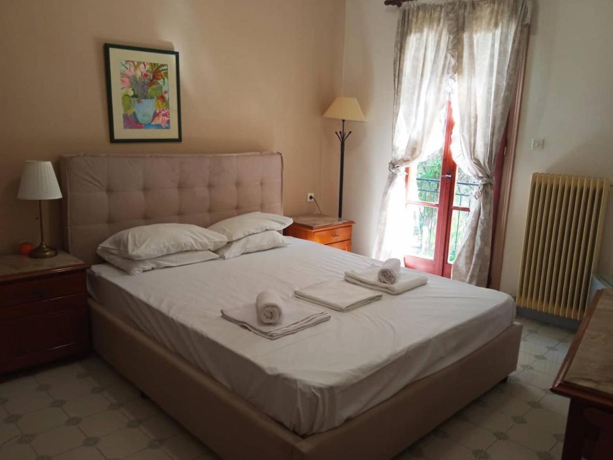 Koukonas Hotel Galaxídhion Екстериор снимка