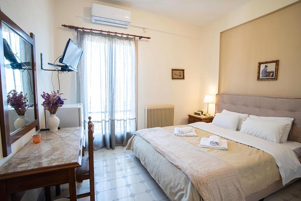 Koukonas Hotel Galaxídhion Екстериор снимка