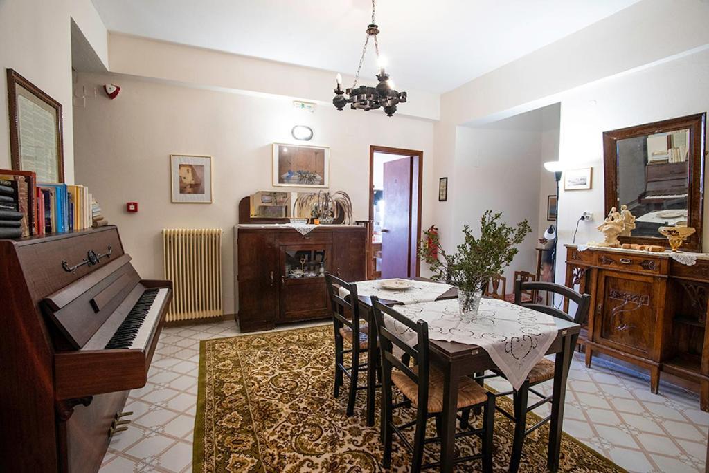 Koukonas Hotel Galaxídhion Екстериор снимка