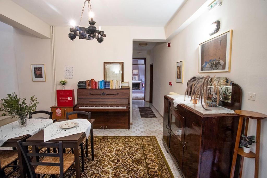 Koukonas Hotel Galaxídhion Екстериор снимка