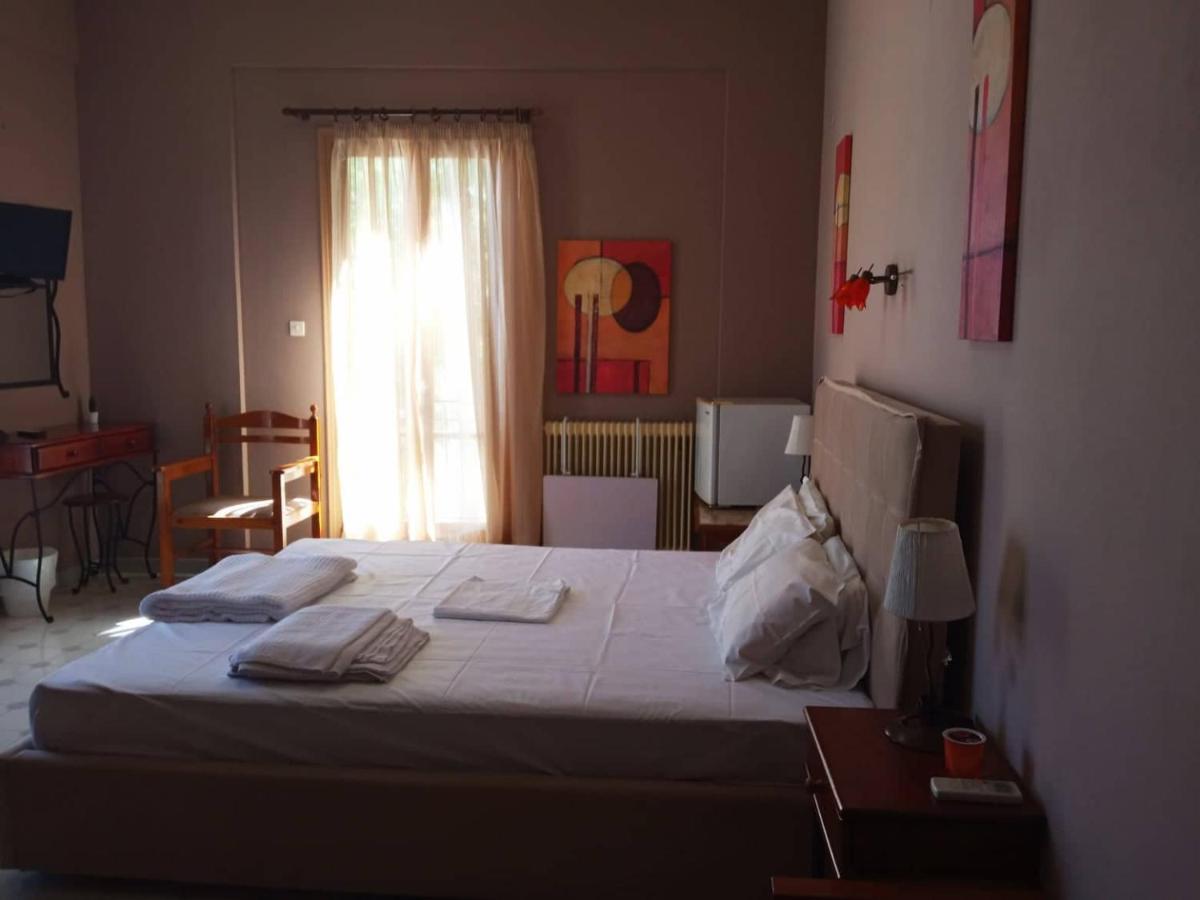 Koukonas Hotel Galaxídhion Екстериор снимка