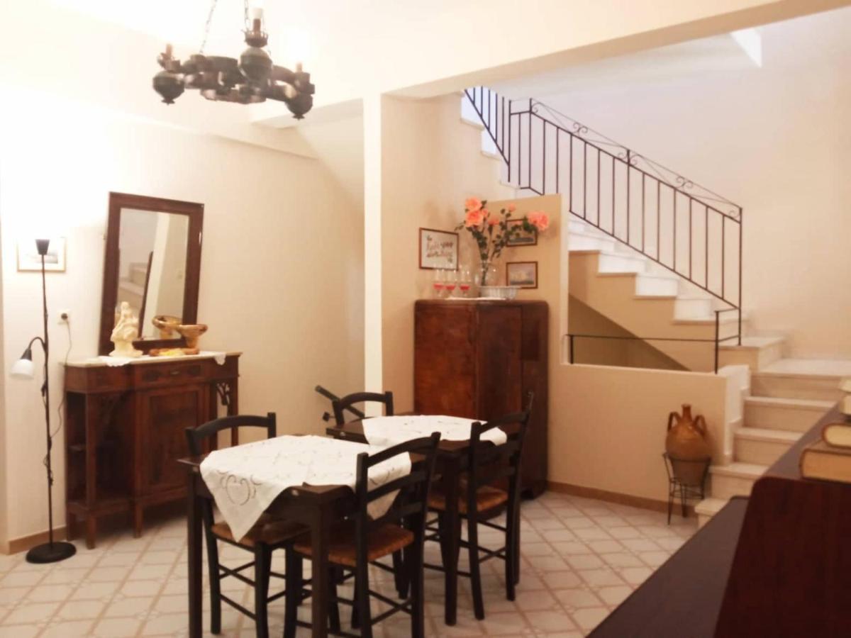 Koukonas Hotel Galaxídhion Екстериор снимка